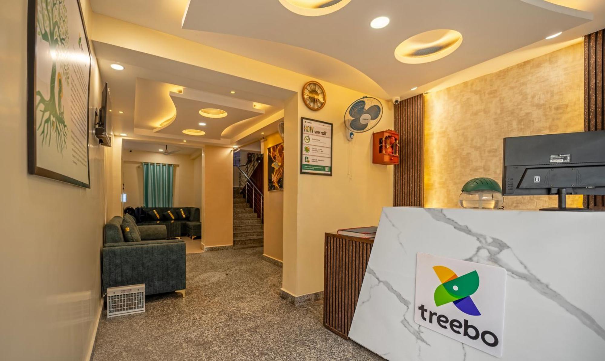Отель Treebo Taj Square, 10 Mins From Airport Патна Экстерьер фото